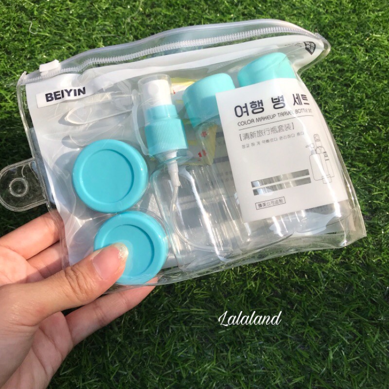 (Ảnh tự chụp) Bộ chiết mỹ phẩm tiện lợi - TRAVEL KIT