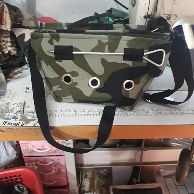 Túi gà mồi