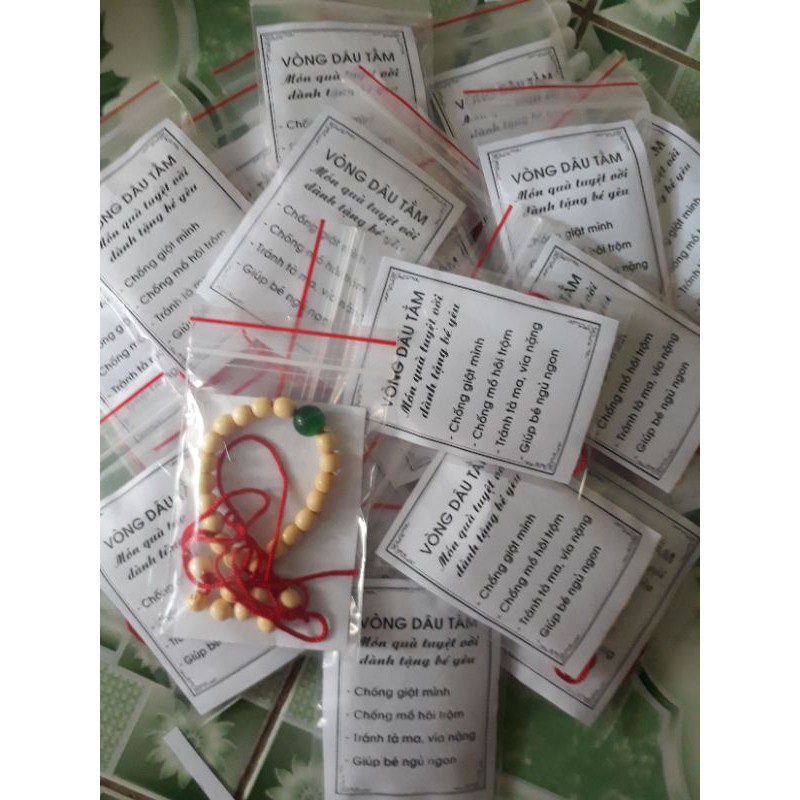 Vòng dâu tằm mix đá đủ màu cho bé