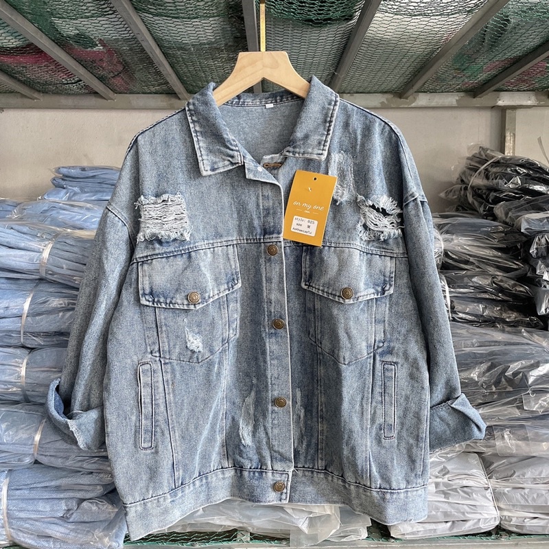 Áo Khoác Bò Jeans Trơn Rách Dáng Rộng Cá Tính