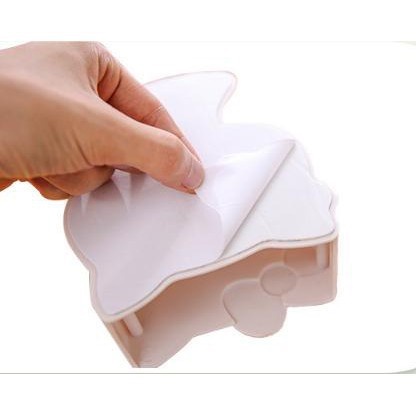 Giá Treo Bàn Chải - Kệ Đựng Bàn Chải Đánh Răng Hình Hello Kitty Chất Liệu Nhựa PP An Toàn Cho Sức Khoẻ