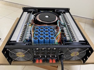 CỤC ĐẨY 4 KÊNH MX1800w