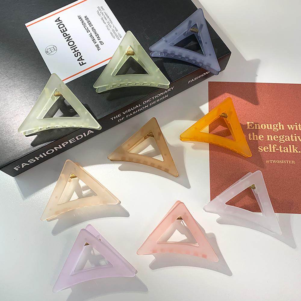 Kẹp Tóc Càng Cua Hình Tam Giác Màu Sắc Ngọt Ngào WMES15H