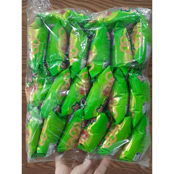 Combo 20 gói Snack Hành Oishi 7g