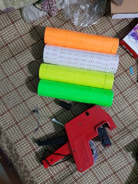 Máy bắn giá - Máy bấm giá và 10 cuộn dán giá tiền