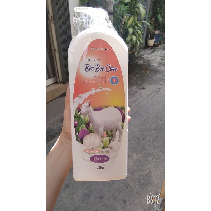 sữa tắm con dê 1200ml