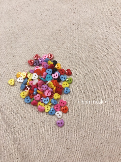 Khuy nhựa tròn, khuy trái tim 6mm