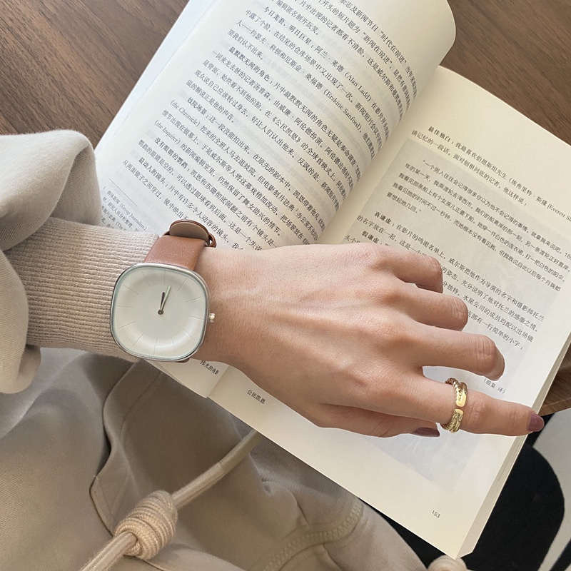 Đồng Hồ Đeo Tay Mặt Vuông Thiết Kế Thời Trang Cho Nam Nữ