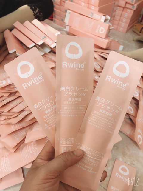 Tắm ủ trắng da body Rwine | BigBuy360 - bigbuy360.vn