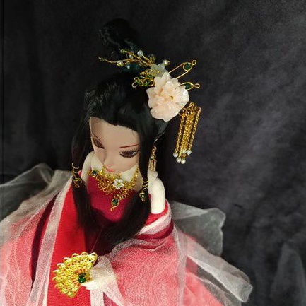 Trâm cài mùa xuân p30