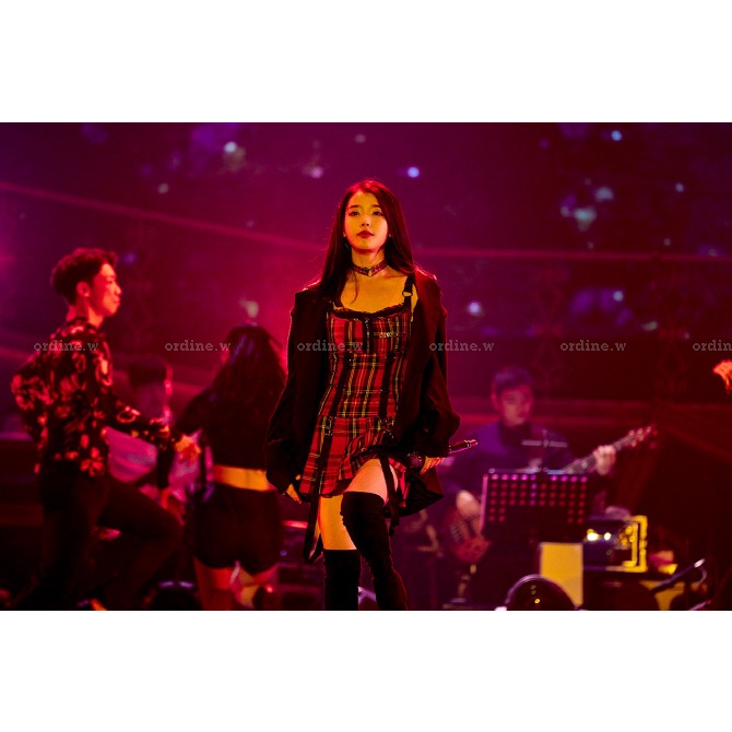 Sẵn_váy kẻ caro gothic IU, TWICE Jihyo, G-IDLE Miyeon, RED VELVET Yeri, NATURE, DREAM CATCHER