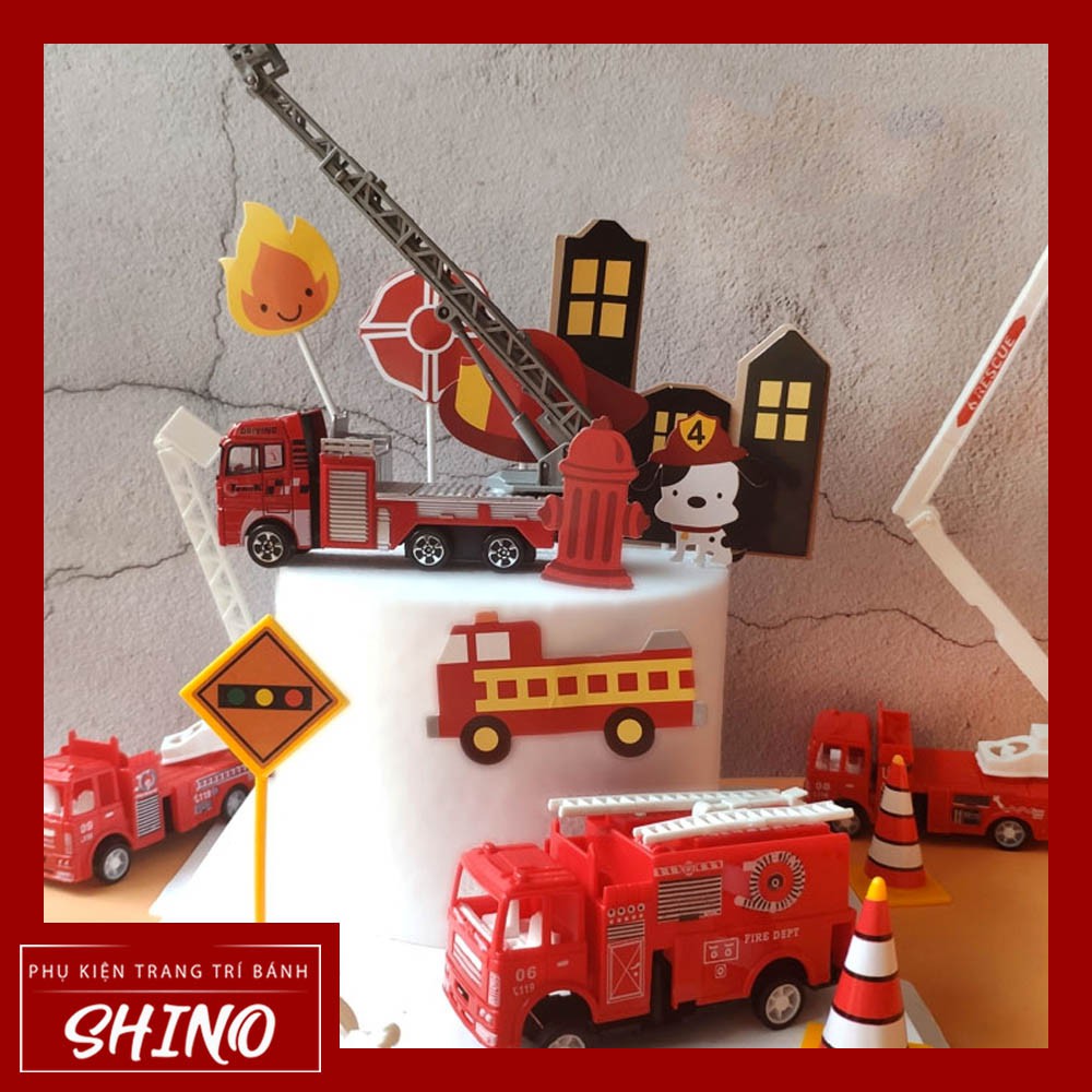 Đồ chơi xe cứu hỏa trang trí bánh