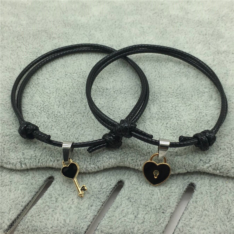 Set 2 Vòng Tay Dây Bện Dành Cho Cặp Đôi