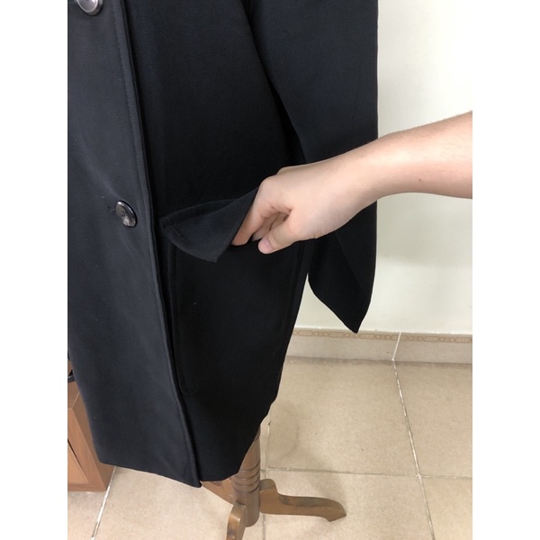 size M to L áo trench coat măngto màu đen nhánh chất xịn 2hand mới đét | BigBuy360 - bigbuy360.vn