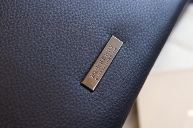 VÍ CLUTCH BBR SIÊU XINH