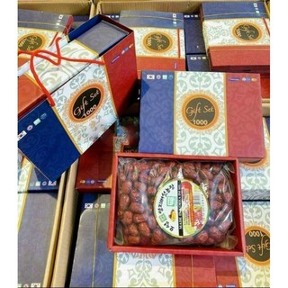 Táo Đỏ Hàn Quốc Gift Set 1000 Loại Cao Cấp chính hãng Sa-msung hộp 1 kg kèm túi sang trọng
