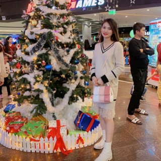 Yến mon- giày + váy