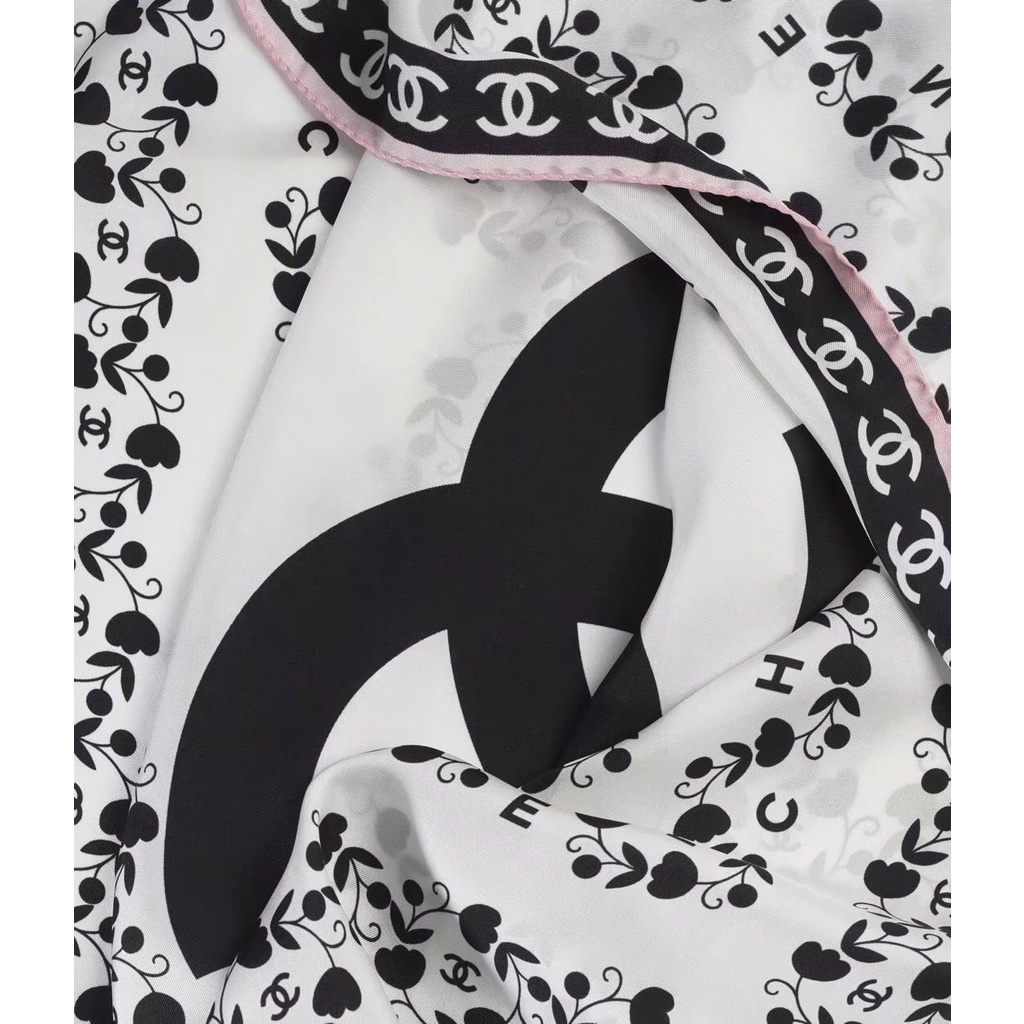 Khăn Choàng Cổ Lụa Vuông In Họa Tiết Thời Trang Sang Trọng Cho Nữ