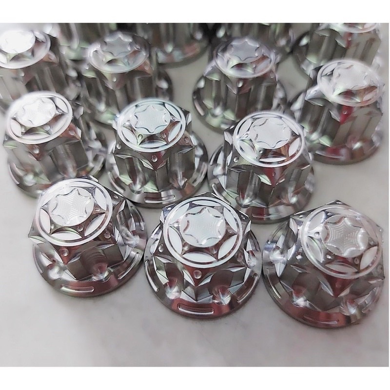 Tán 10li Bít Đầu Salaya Mẫu G3 gắn nhiều vị trí trên xe (giá 1 ốc)