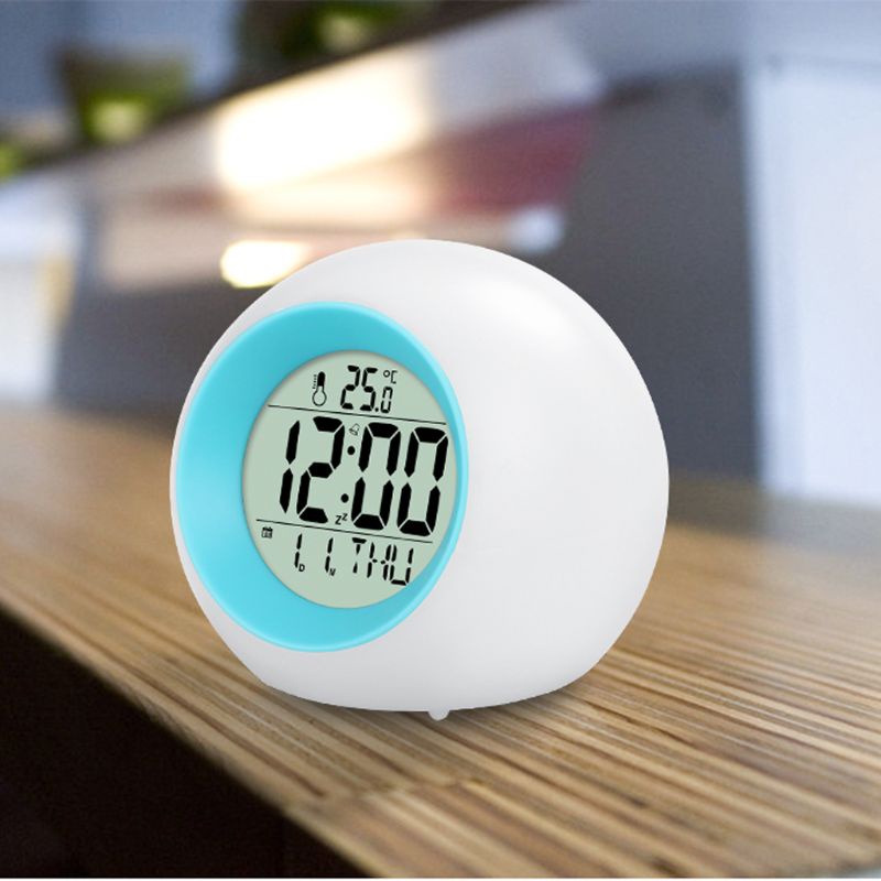 Đồng Hồ Báo Thức Điện Tử Có Đèn LED Thay Đổi 7 Màu Sắc AOTO