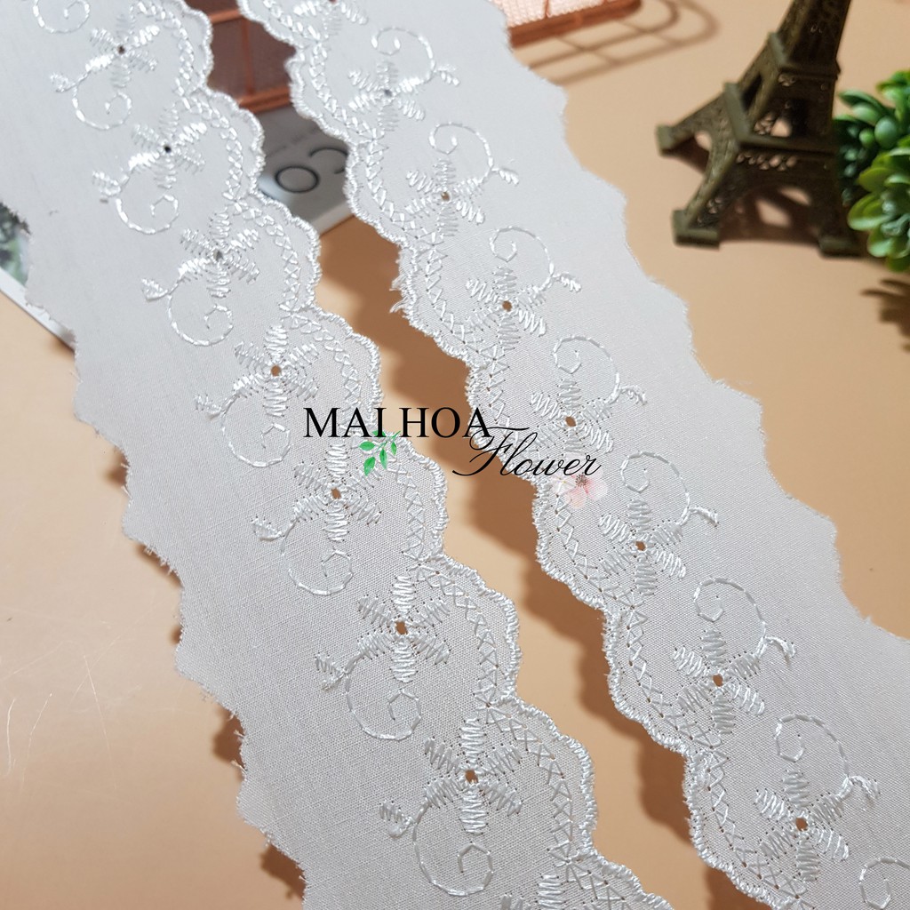 [Size bé 5cm] Dây viền ren thô boi thêu hoa trắng bằng sợi chỉ bóng, may phần tay, cổ hoặc gấu váy áo, Maihoaflower