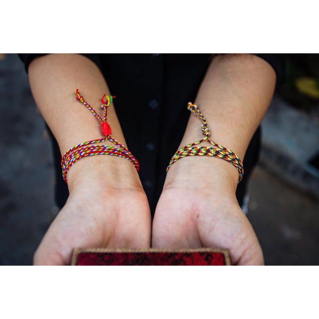 𝐕𝐨̀𝐧𝐠 𝐭𝐚𝐲 𝐜𝐡𝐢̉ 𝐧𝐠𝐮̃ 𝐬𝐚̆́𝐜