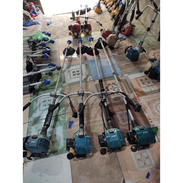 Máy cắt cỏ nhật bãi 4 thì Makita