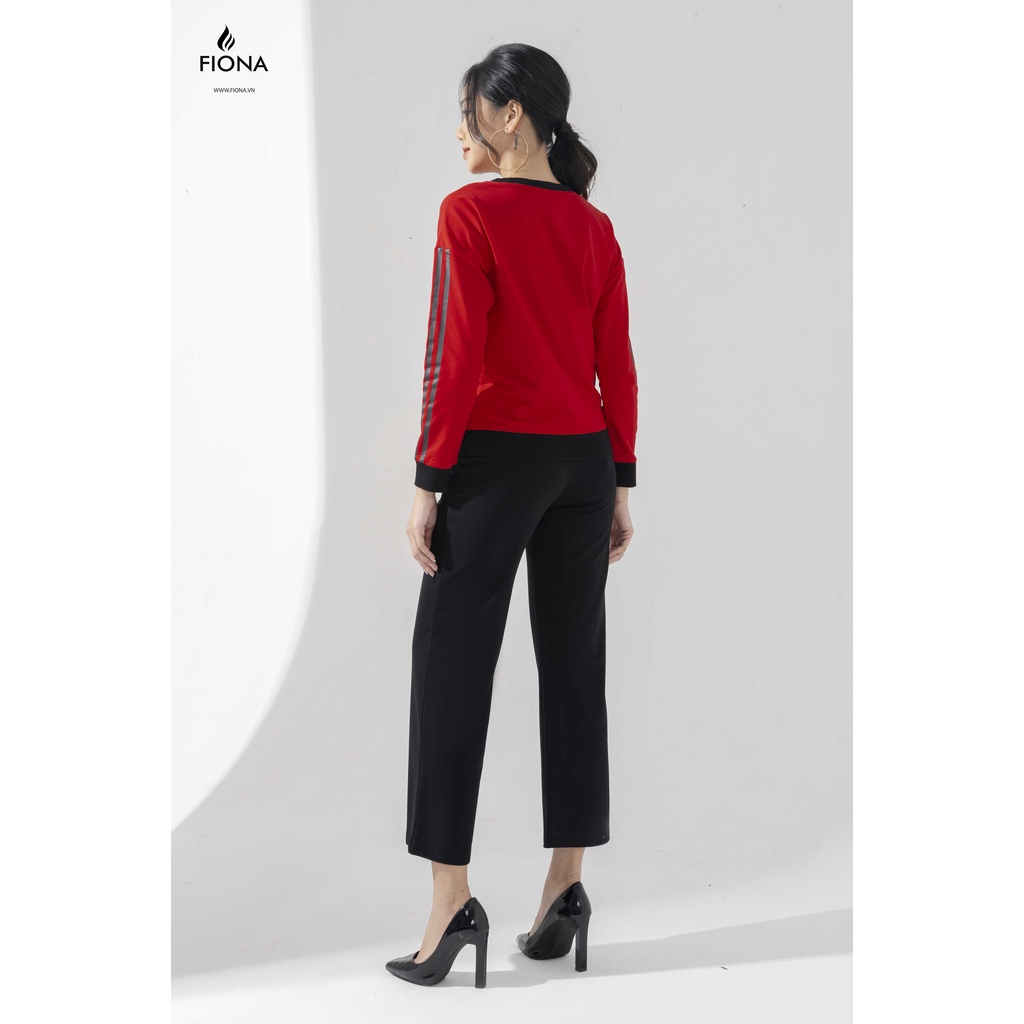 Áo nỉ nữ FIONA, áo thể thao thân trước in chữ, áo thu đông nữ tay phối kẻ sọc F520891