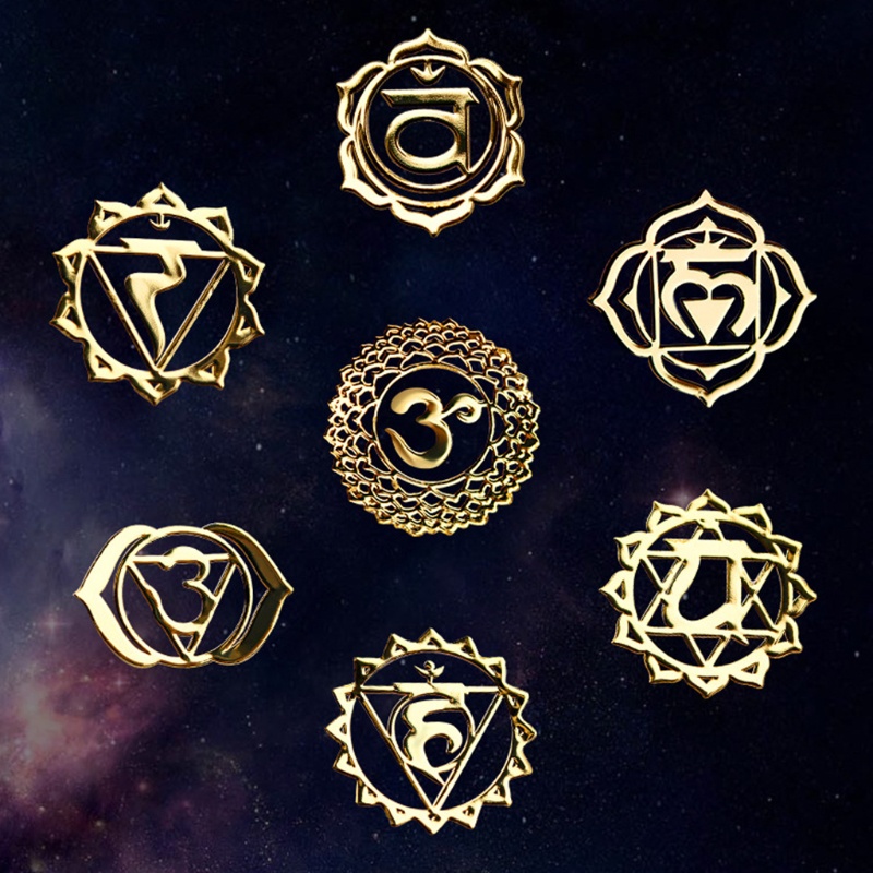 Set 7 Miếng Dán Trang Trí Bằng Kim Loại Họa Tiết Kim Tự Tháp Độc Đáo