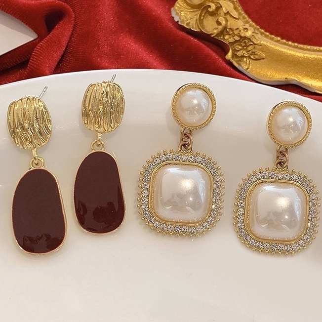 Bông Tai ĐíNh NgọC Trai Giả MàU Đỏ ThờI Trang