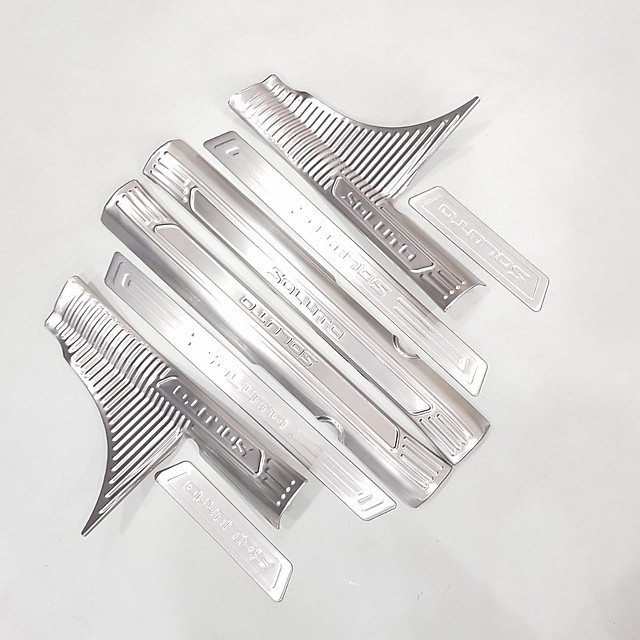 Bộ Ốp bậc cửa, Nẹp bước chân INOX dành cho xe Kia Soluto (Chọn: Bên trong)