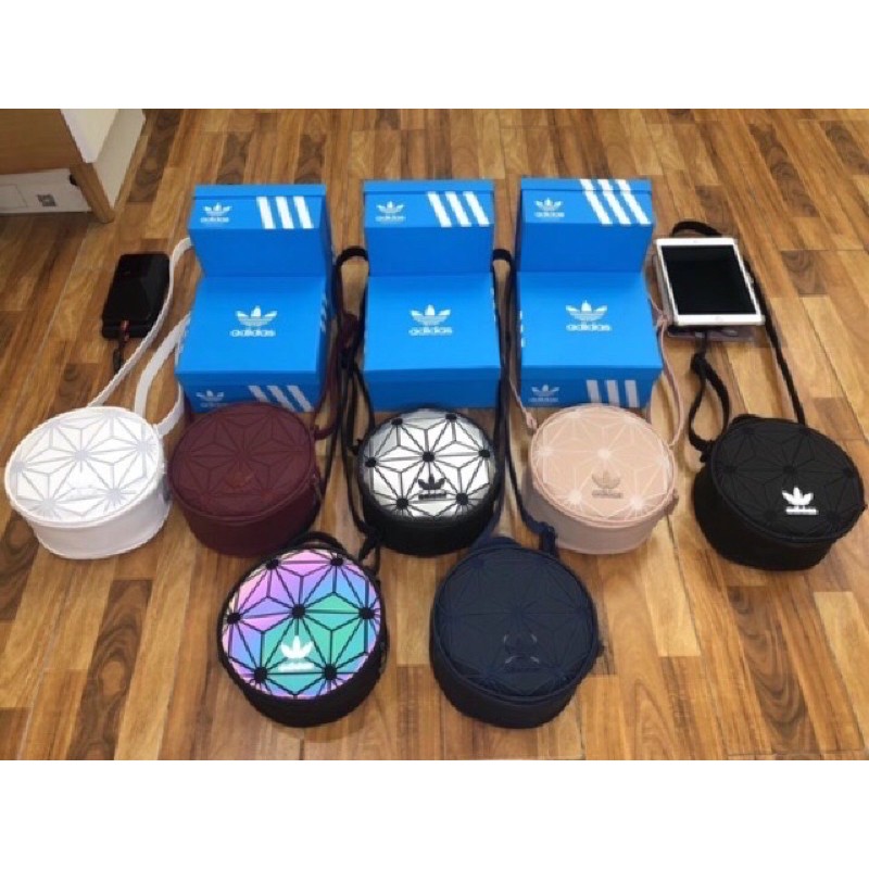 Túi đeo chéo ADI.DAS có sẵn