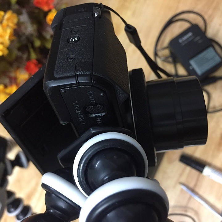 Máy ảnh Canon g7x mark II cho chuyên gia Vlog