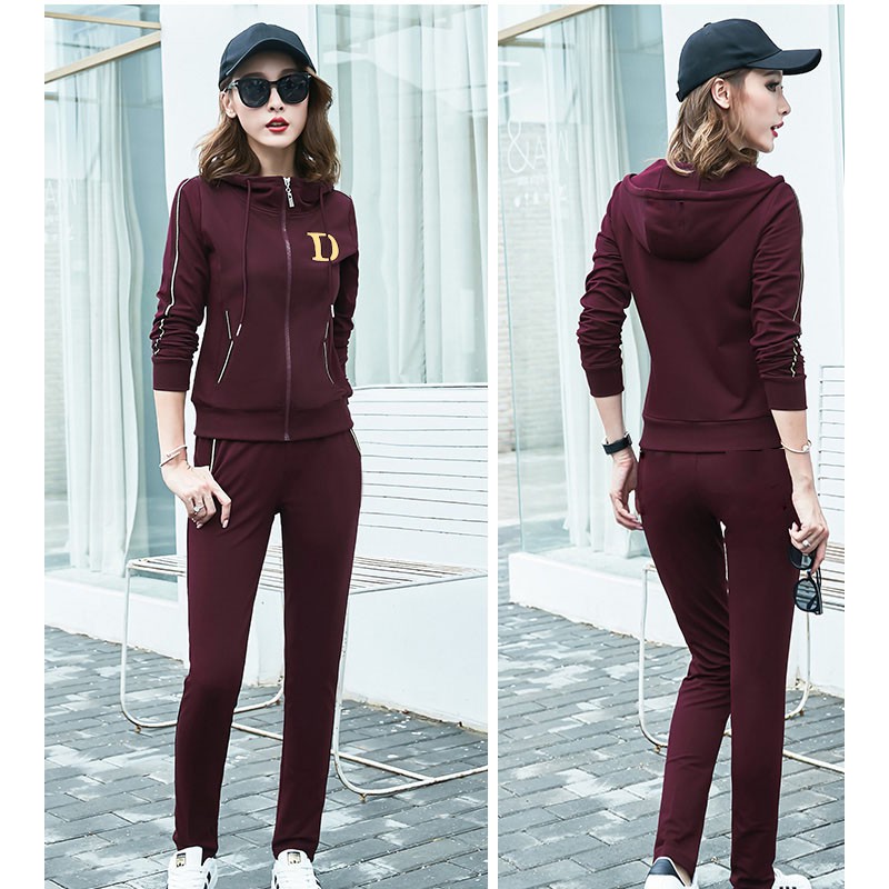 Bộ đồ thể thao nữ thêu chữ D TT288