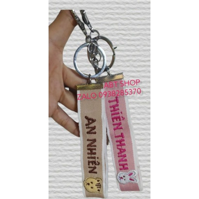 Móc khóa thêu theo yêu cầu, nametag làm quà tặng.