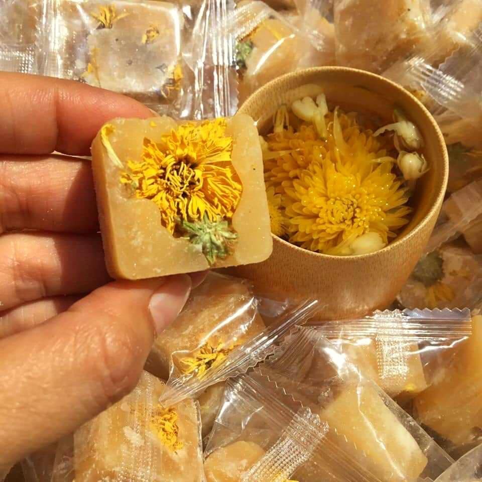 TRÀ HOA CÚC ĐƯỜNG PHÈN MẬT ONG LOẠI 500G BẾP CỦA MẸ ONICI