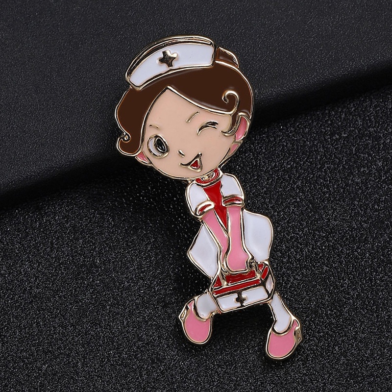 Ghim cài áo hình y tá hoạt hình dễ thương