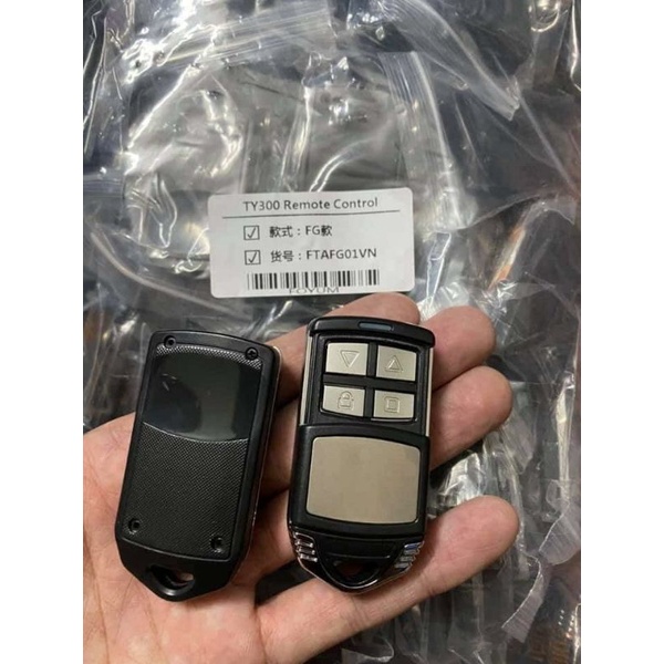 Remote cửa cuốn học lệnh thông minh tần số 433mhz 315mhz chống nước ( mẫu mới INOX )