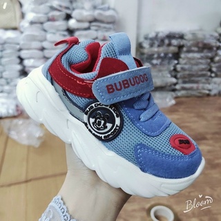 Giày siêu nhẹ cho bé trai