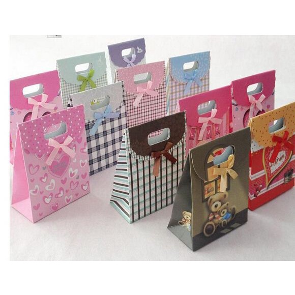 Túi giấy đựng quà size lớn có nơ