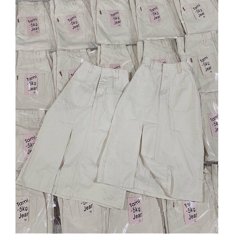 CHÂN VÁY JEANS TRẮNG XẺ