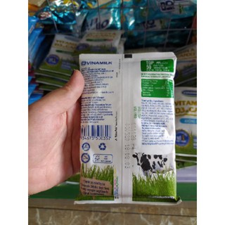 Sữa Vinamilk bịch 220ml date mới