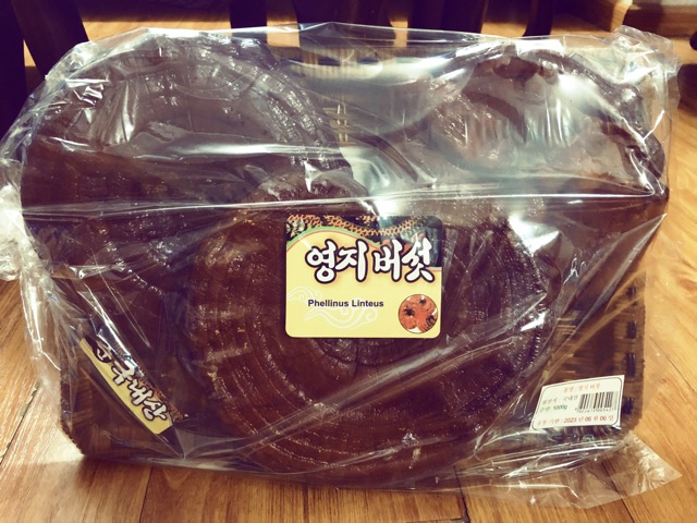 NẤM LINH CHI ĐỎ HÀN QUỐC ĐÓNG KHAY 1kg | BigBuy360 - bigbuy360.vn