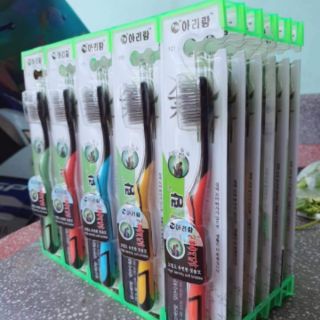 Sét 10 bàn chải than tre
