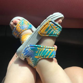 Sandal siêu nhẹ bé trai bé gái