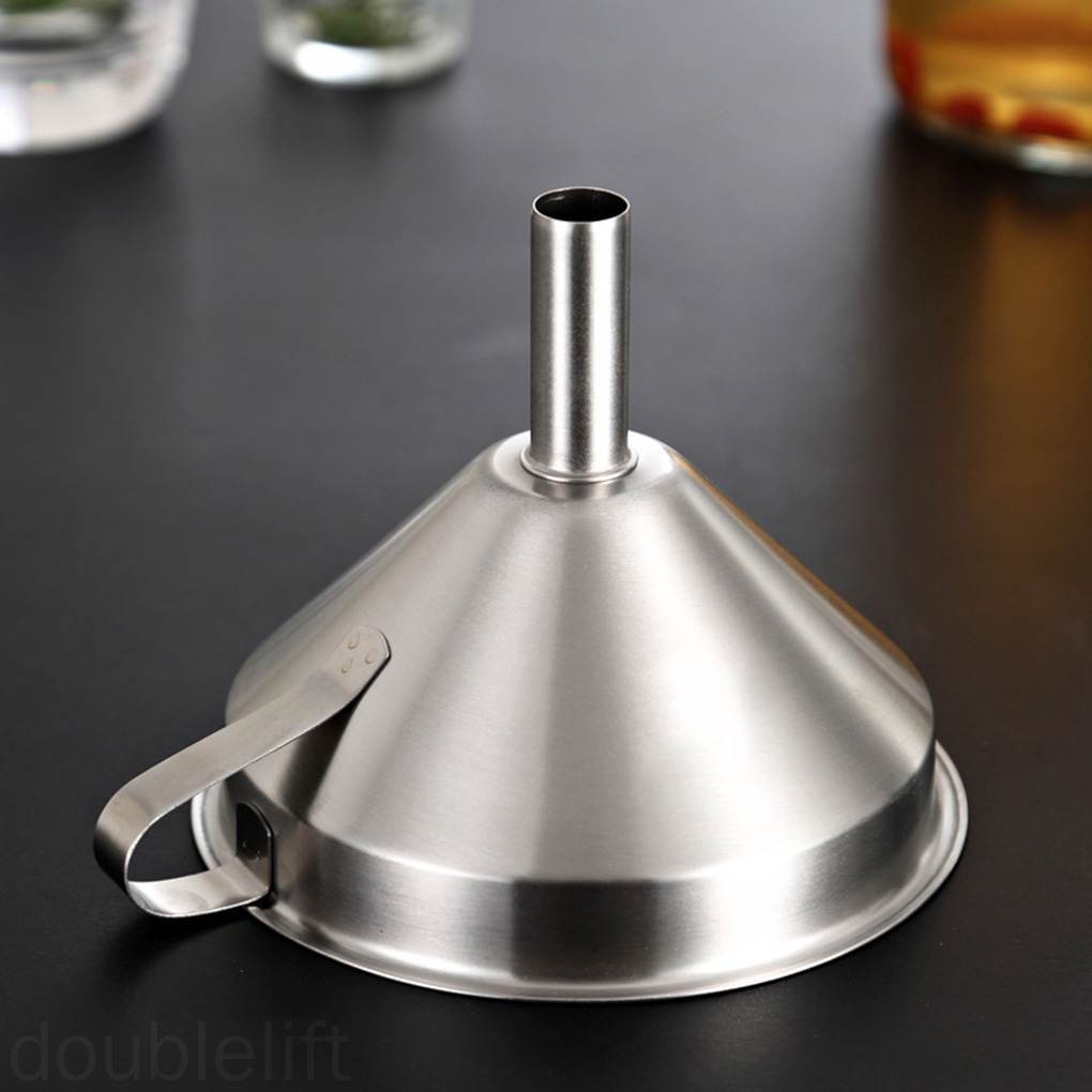 Phễu Inox Miệng Rộng Có Tay Cầm Và Lưới Lọc Tiện Dụng Cho Nhà Bếp