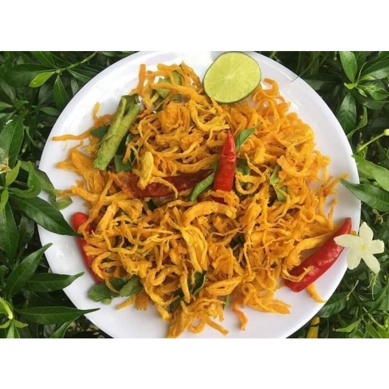 Khô gà lá chanh loại 1, Gà sấy lá chanh TNP Thảo Nguyên Phát gói 150g | BigBuy360 - bigbuy360.vn
