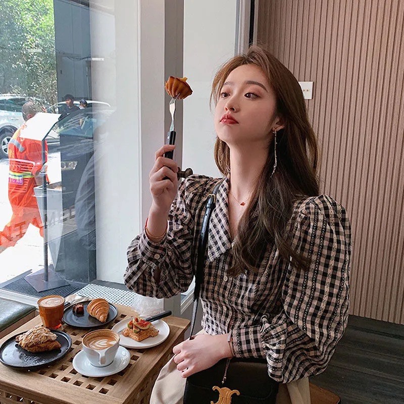 Áo Croptp Kẻ Sọc Siêu Xinh | BigBuy360 - bigbuy360.vn