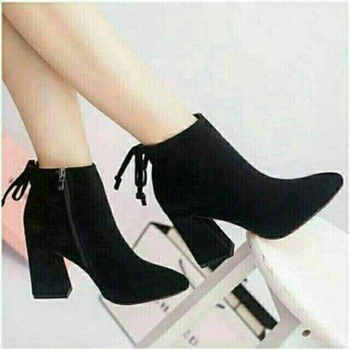 Boot nữ cao gót khoá cạnh buộc nơ