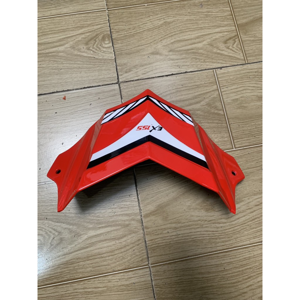 Chắn gió xe exciter 155 màu đỏ tươi